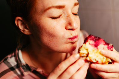Fotofobia é a aversão à claridade, que pode ser um sintoma de enxaqueca ou piorar dores de cabeça. Entenda.