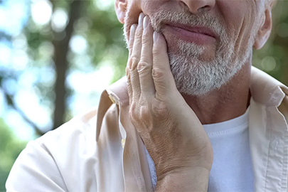 Dor de dente pode ser terrível, mas o alívio é rápido com o tratamento certo. Higiene bucal é essencial para evitar cáries e inflamações. Sempre visite um dentista!